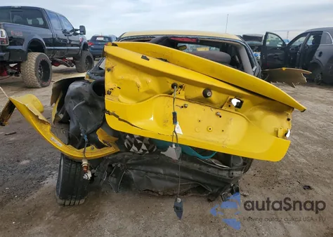 2001 Saturn Sc2 z USA, uszkodzony, nr VIN 1G8ZY12711Z109865